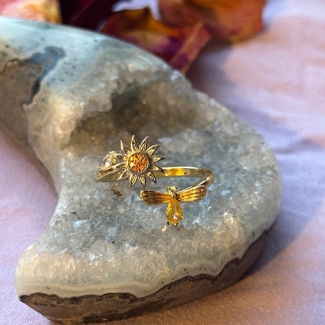 Flower & Bee