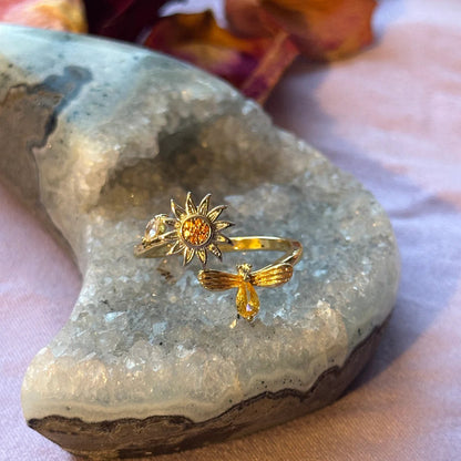 Flower & Bee